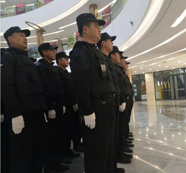 關(guān)于襄陽活動保安服務(wù)如何做好現(xiàn)場的安全工作，這里有介紹！
